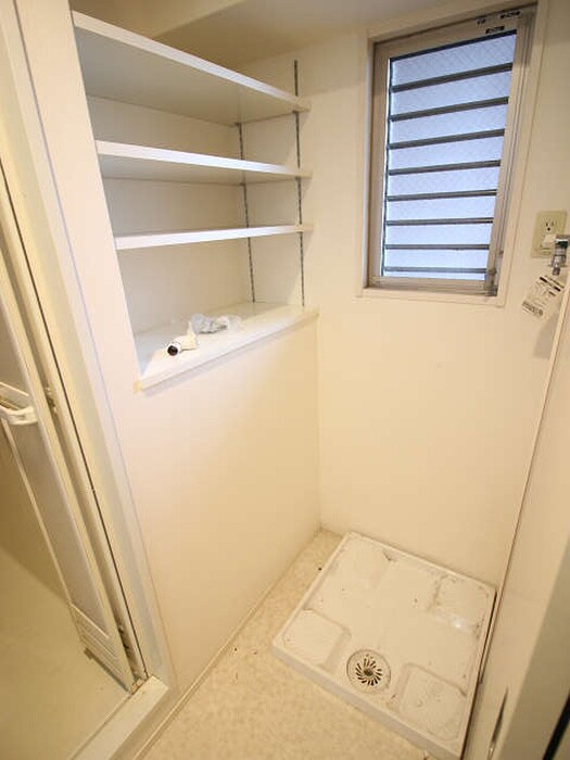 洗濯機置場 グランエスパシオ浅野