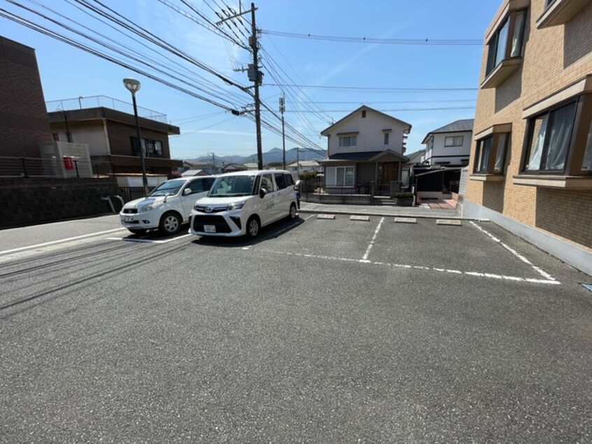 駐車場 サンメイプル