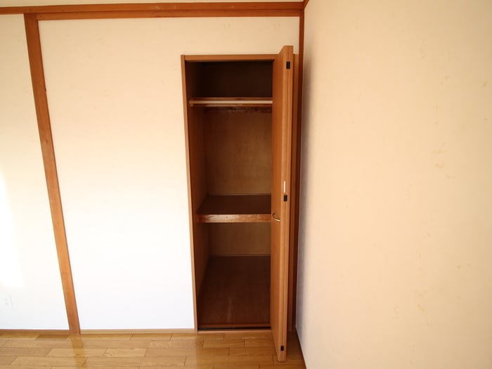 収納 リバーサイド三和