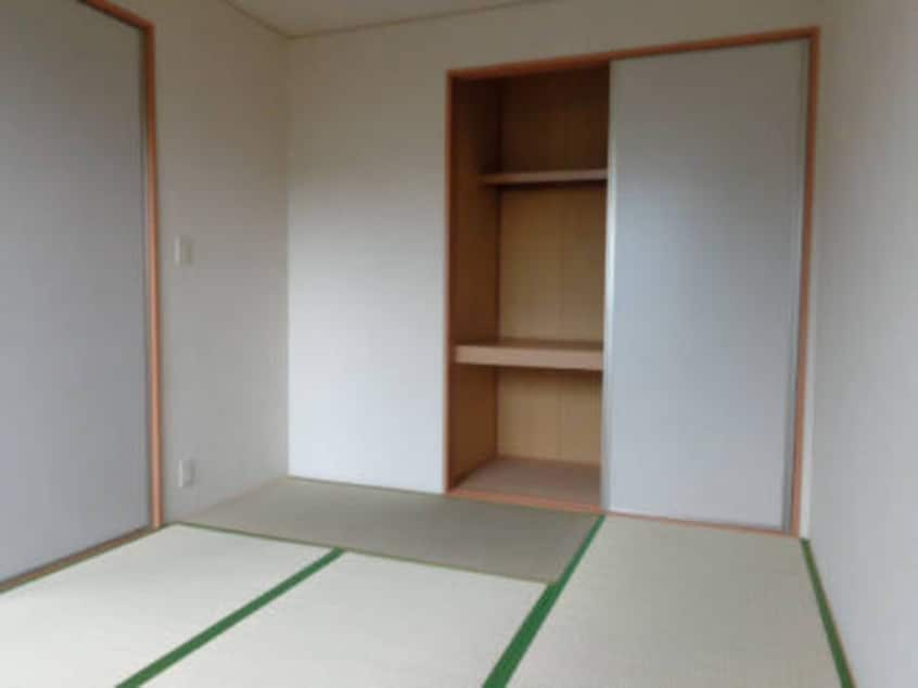 収納 ロイヤルガーデン野口　Ｃ棟