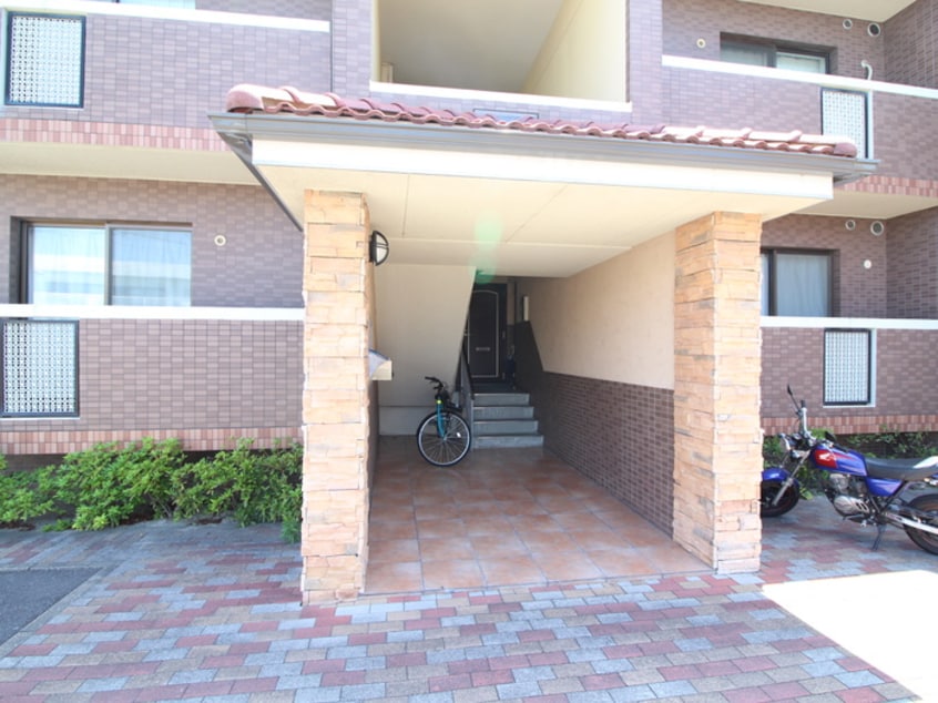 エントランス部分 マリーゴールド