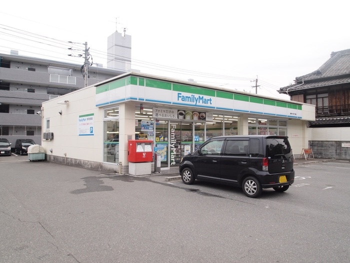 ファミリーマート(コンビニ)まで160m grateful 松原