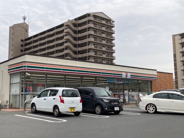 セブンイレブン小倉錦ケ丘店(コンビニ)まで450m ユアメゾン井堀