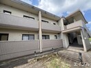 片縄ハイツの外観