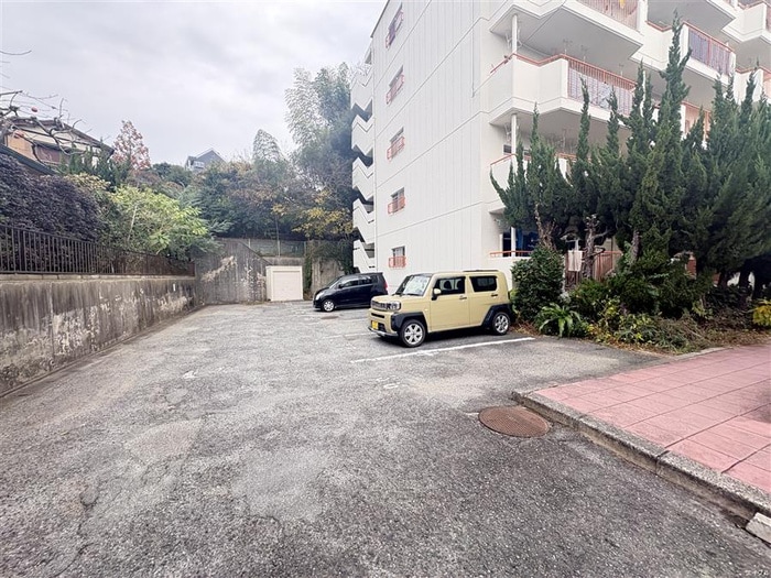 駐車場 さくらビル