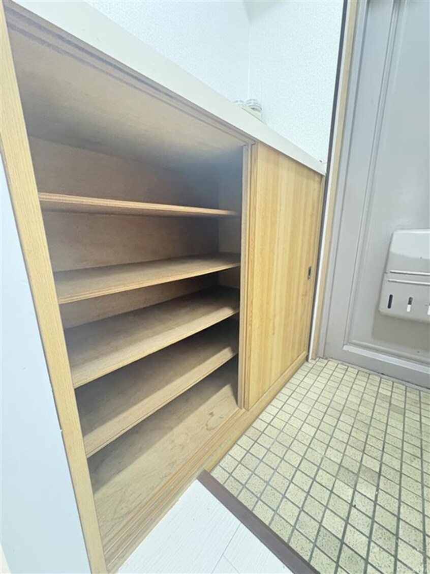 靴箱 さくらビル