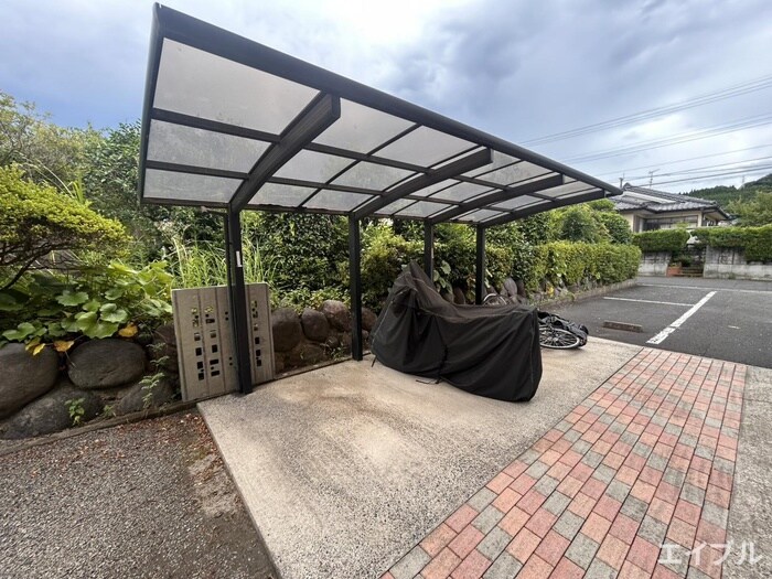 駐輪場 セジュール雅