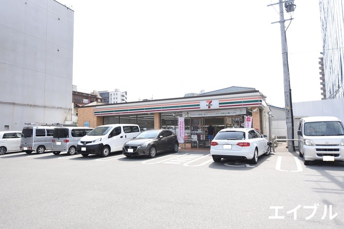 セブンイレブン(コンビニ)まで300m S-RESIDENCE六ツ門abreastⅡ