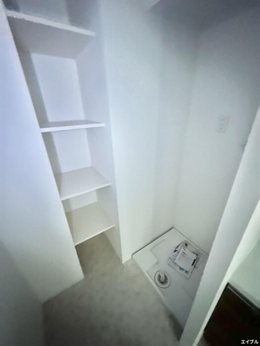 洗濯機置場 CREST西新