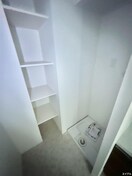 洗濯機置場 CREST西新