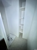 洗濯機置場 CREST西新