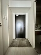 玄関 CREST西新