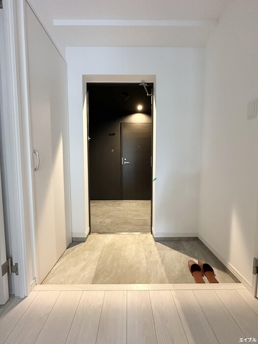 玄関 CREST西新