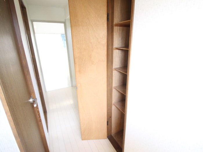 靴箱 Ｔコーポ弐番館