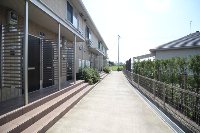 エントランス部分 サニーコート