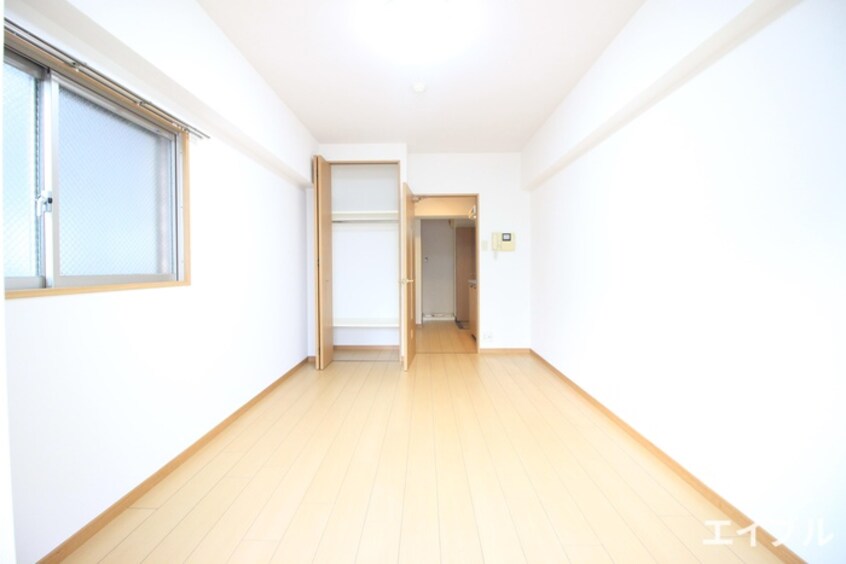 居室 ラフォ－レ博多駅前(701)