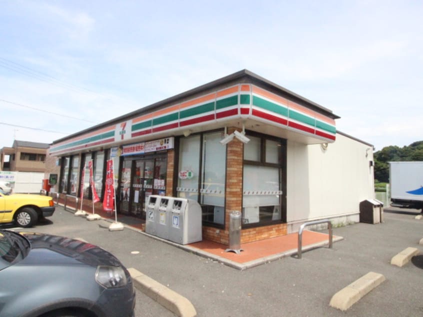 セブンイレブン(コンビニ)まで600m メゾン・シャレマレ－アＡ