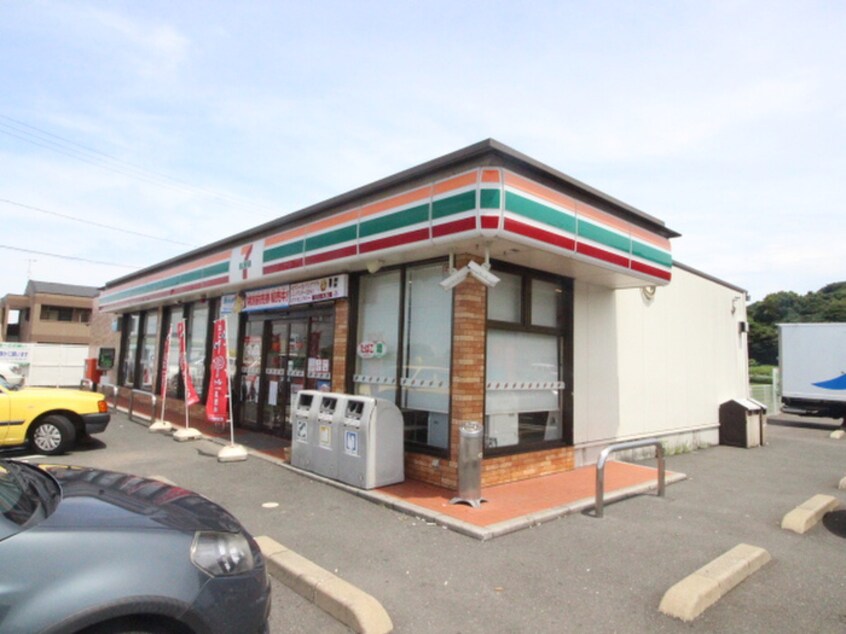 セブンイレブン(コンビニ)まで600m メゾン・シャレマレ－アＡ