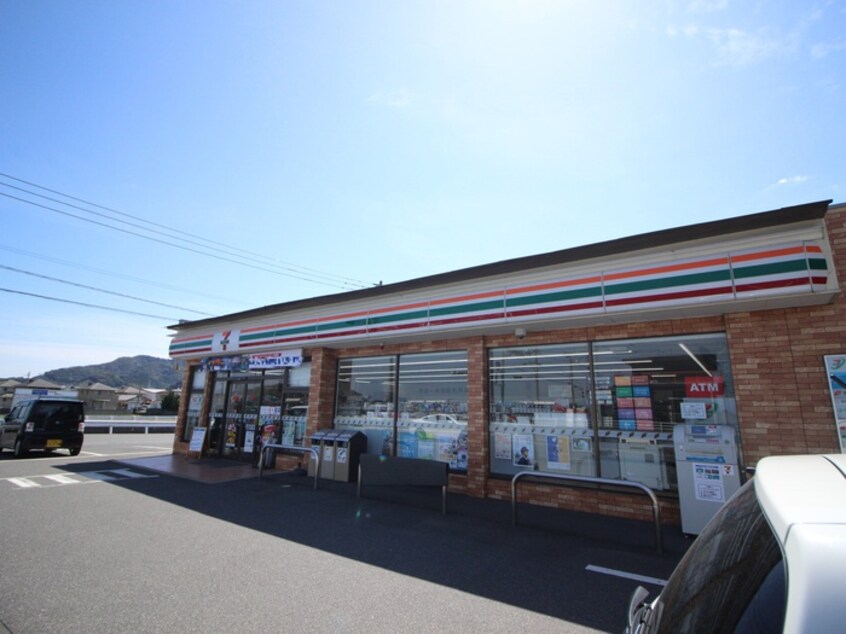 セブンイレブン小倉朽網店(コンビニ)まで800m シャ－メゾン朽網Ｃ