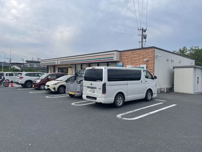 ｾﾌﾞﾝｲﾚﾌﾞﾝ小倉篠崎二丁目店(コンビニ)まで1290m エスベランサ南小倉