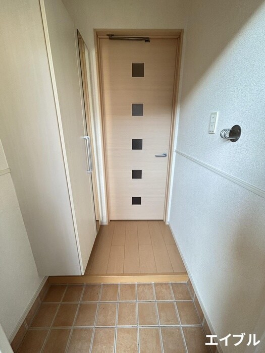 玄関 フィオーレⅢ弐番館