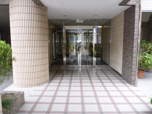 エントランス部分 ヨーキハイム大濠