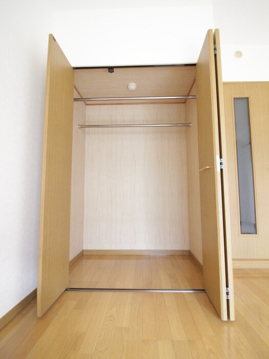 収納 ヨーキハイム大濠