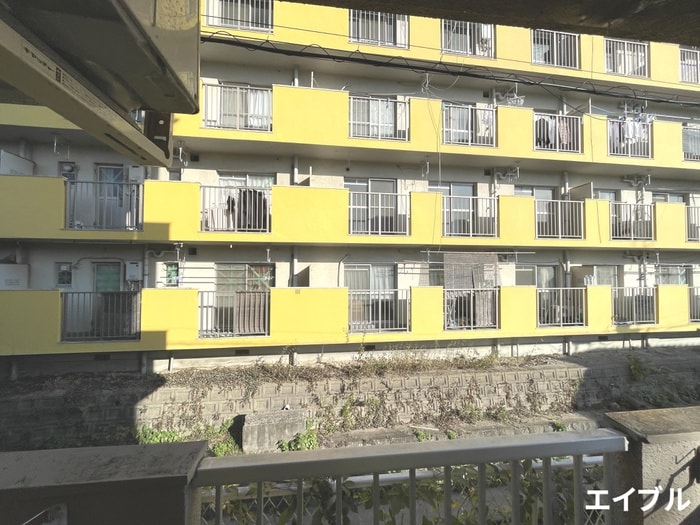 室内からの展望 アールズプレイス二日市