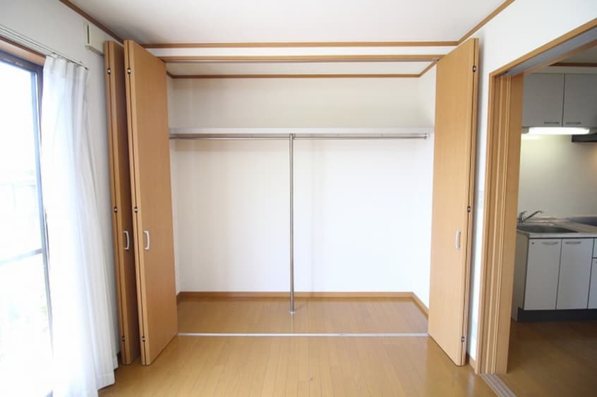 収納 トレゾア湯川新町A棟