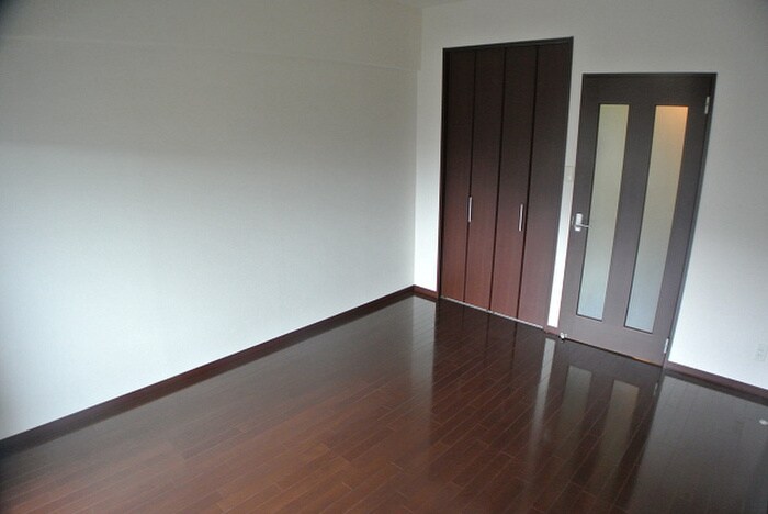 居室 ラフィ－ネ到津学園通り