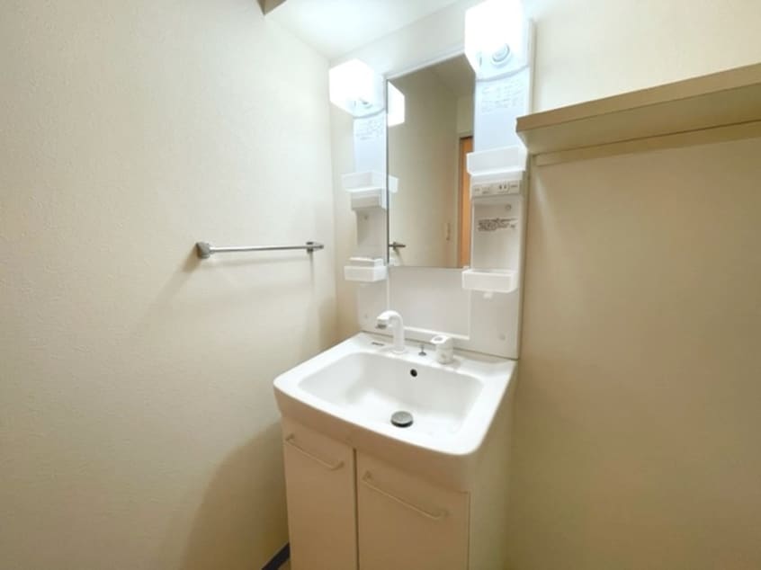 洗面 ラフィ－ネ到津学園通り