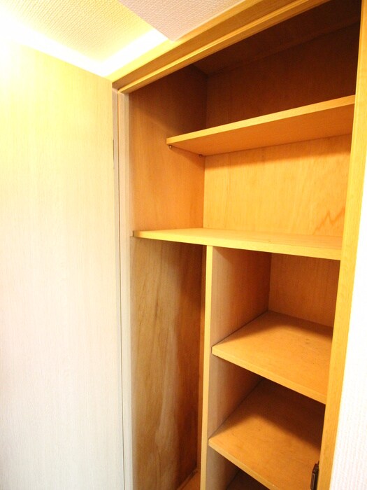 収納 エステ－トモア大手門