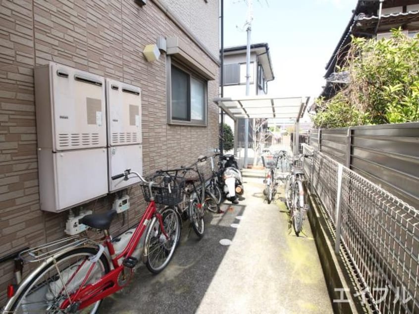 駐輪場 アドバンテイジ柚須駅