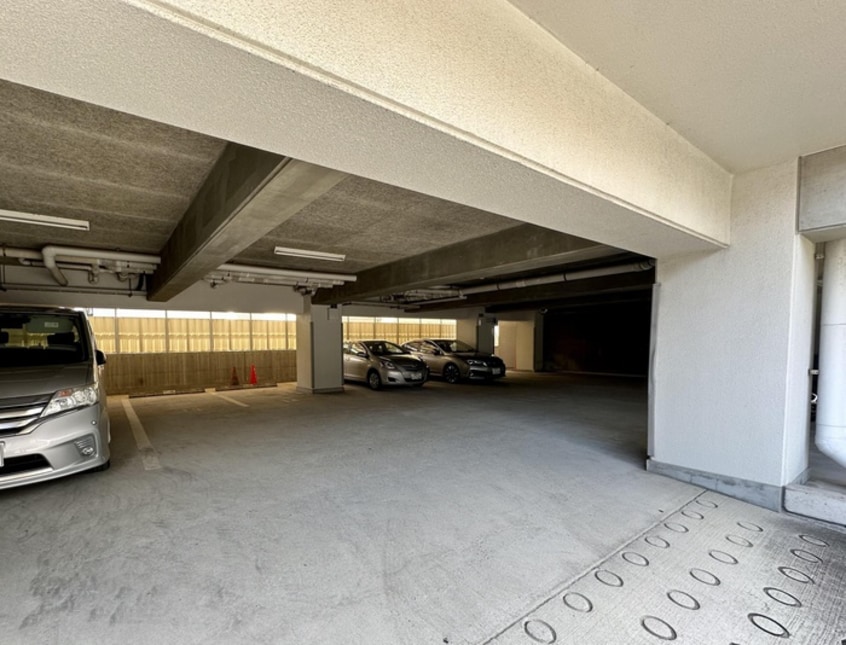 駐車場 ＦＲ六本松