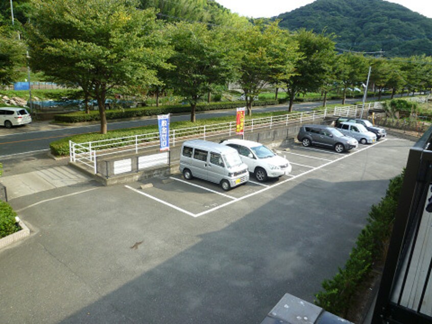 駐車場 クレセント Ａ