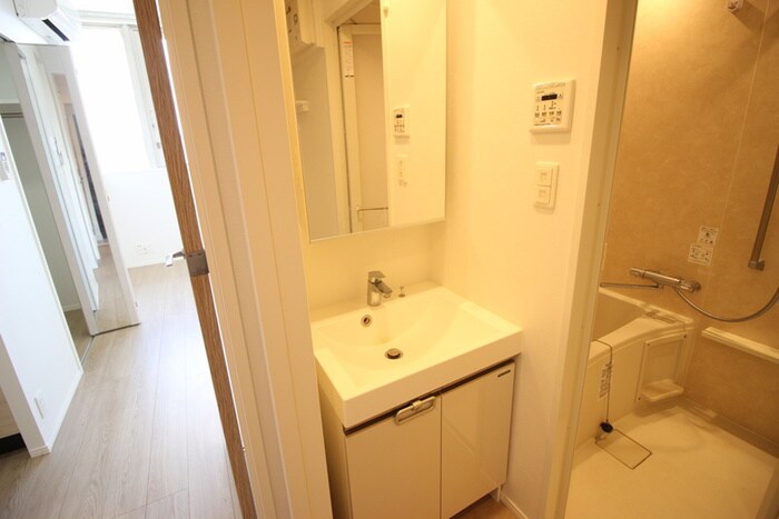 洗面 エンクレスト博多GATE（203）