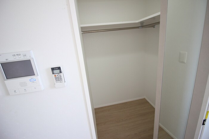 収納 エンクレスト博多GATE（203）