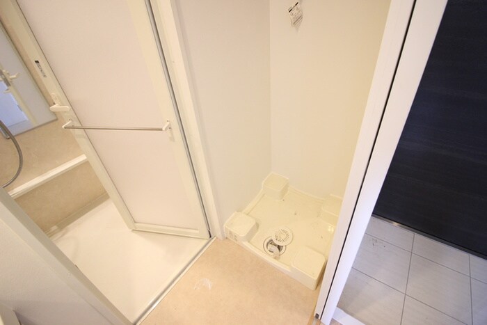 洗濯機置場 エンクレスト博多GATE（203）