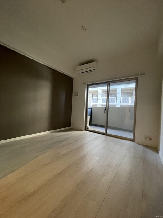 居室 ｻｳﾞｫｲ ﾙ･ﾌﾟﾙﾐｴ ﾊﾟﾘｴ（904）