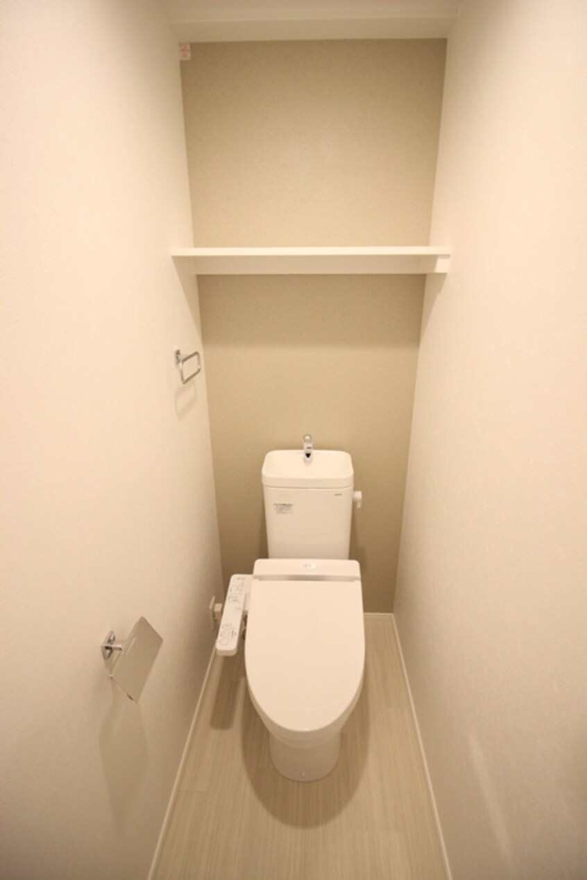 トイレ エンクレスト博多GATE（206）