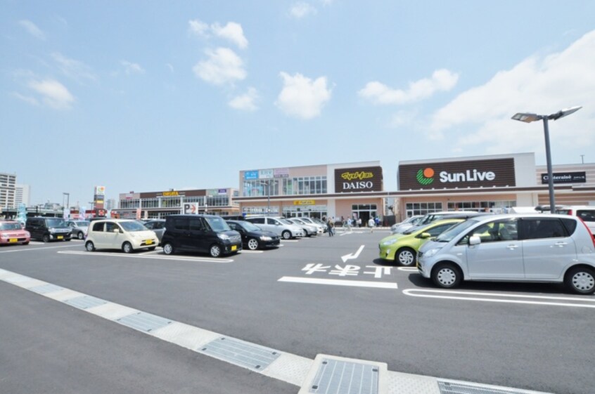 サンリブきふね店(スーパー)まで400m グレースヴィラ白銀