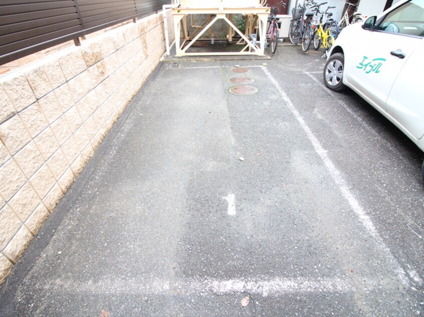 駐車場 小田部ビル
