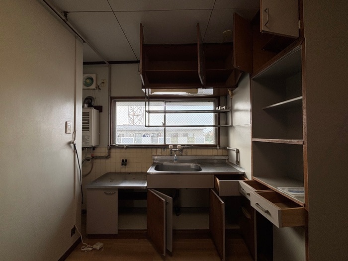 キッチン 曰佐第一ビル