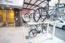 駐輪場 エムロ－ド平尾