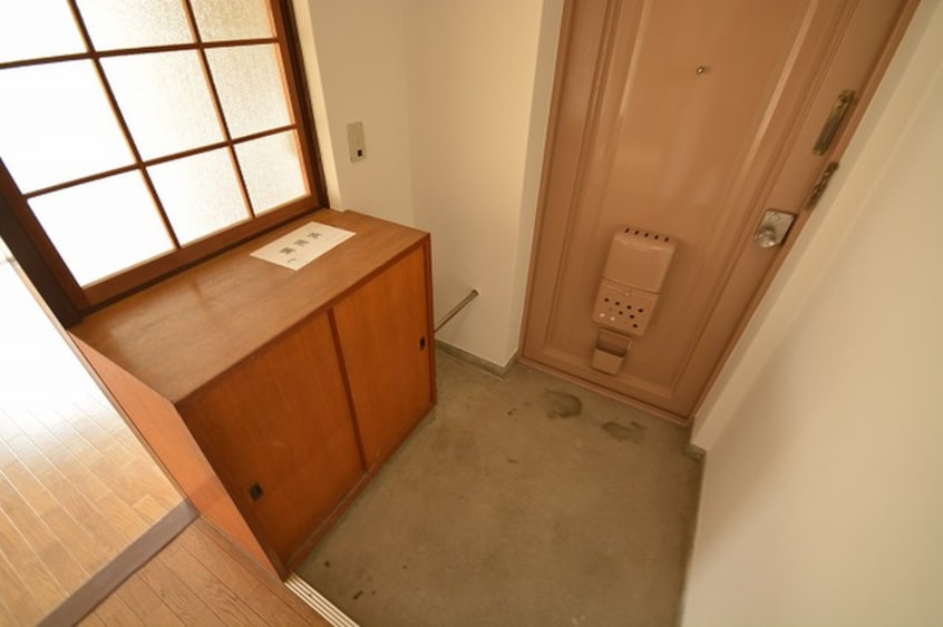 玄関 コ－ポラス佐々木