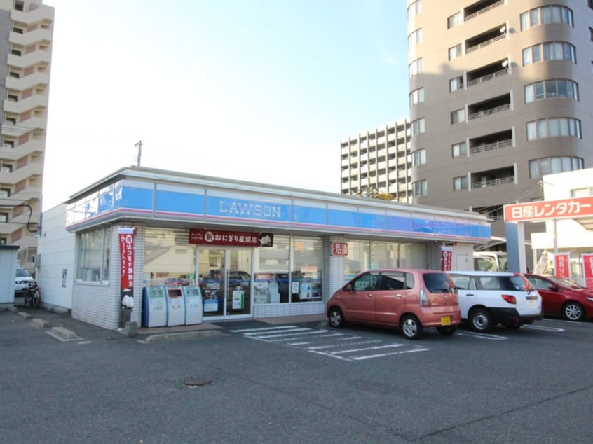 ローソン筒井町(スーパー)まで90m ロイヤルシティ黒崎