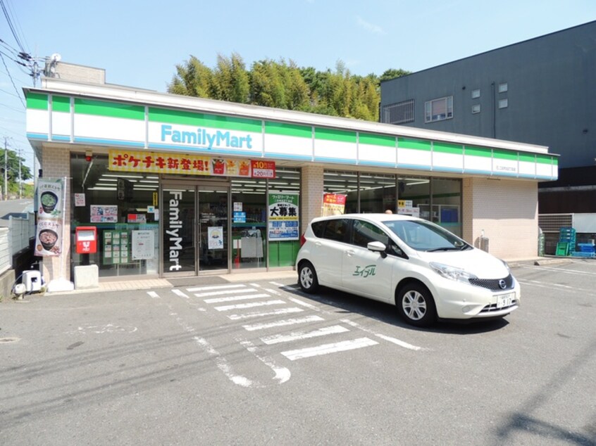 ファミリーマート(コンビニ)まで355m Ｒｅｓｉｄｅｎｃｅ　ＭＩＹＡ