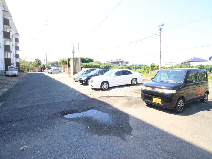 駐車場 ヴィラナリー中間Ⅱ　1号棟