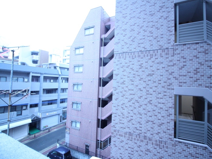 室内からの展望 WEST VILLAGE 西公園