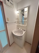 洗面 出屋敷館